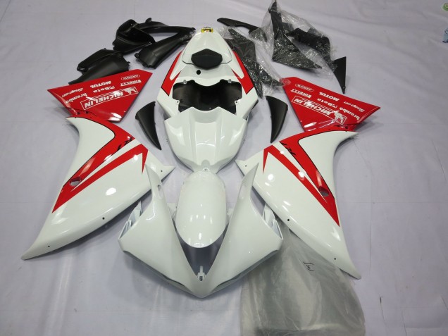 2013-2014 Red and White Yamaha R1 Motorcycle Fairing UK 2013-2014 Red and White Yamaha R1 Motorcycle Fairing UK