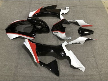 2015-2019 Gloss Red Black and White Yamaha R1 Motorcycle Fairing UK